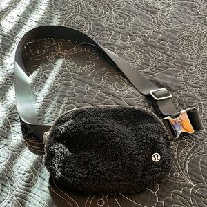 Lululemon belt bag